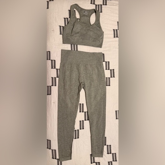 Matching yoga set size M - Picture 1 of 4